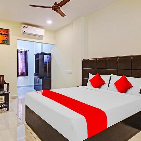Super Hotel O Lakshmi Royal Inn Warangal Ngoại thất bức ảnh