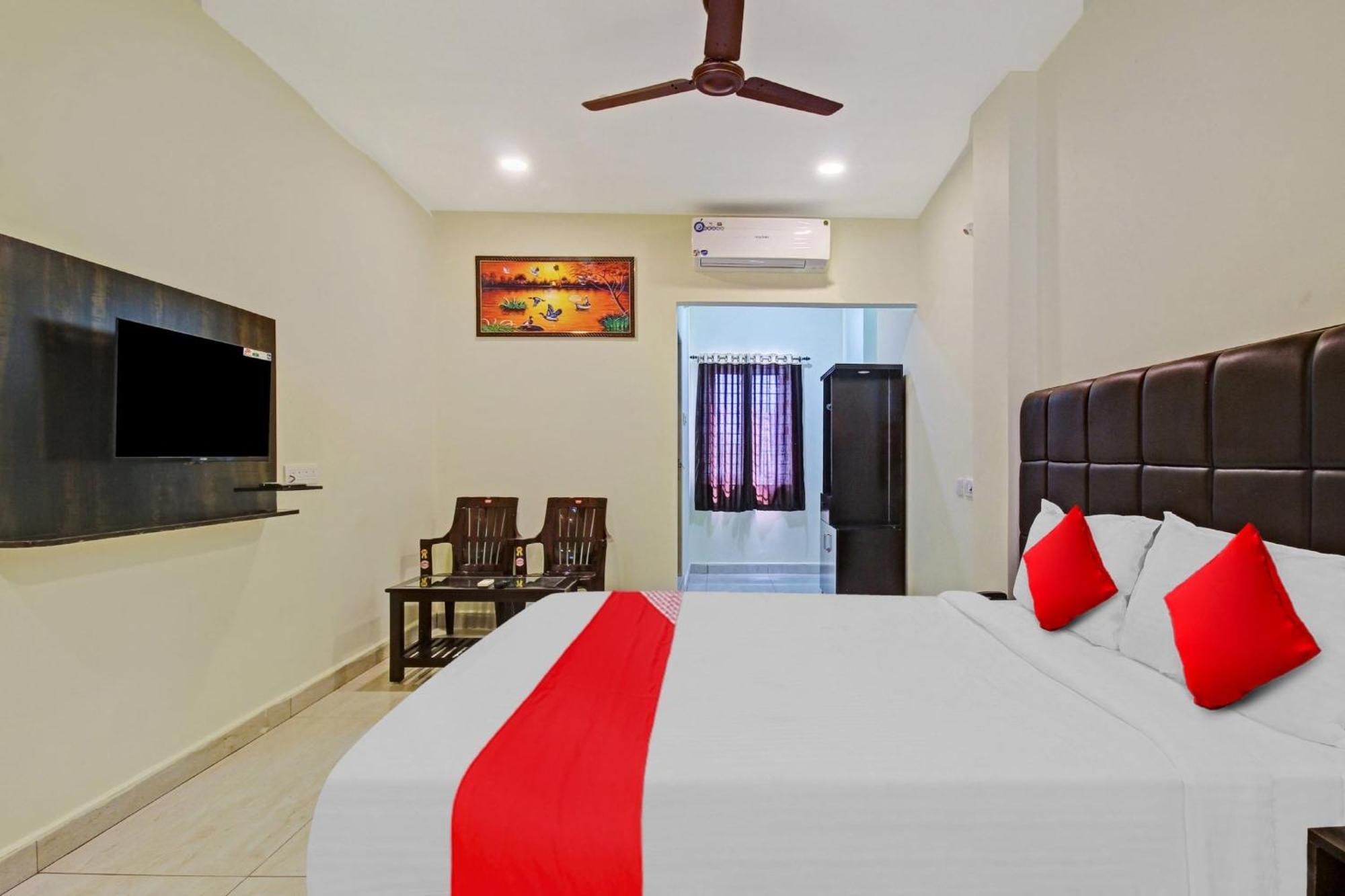 Super Hotel O Lakshmi Royal Inn Warangal Ngoại thất bức ảnh