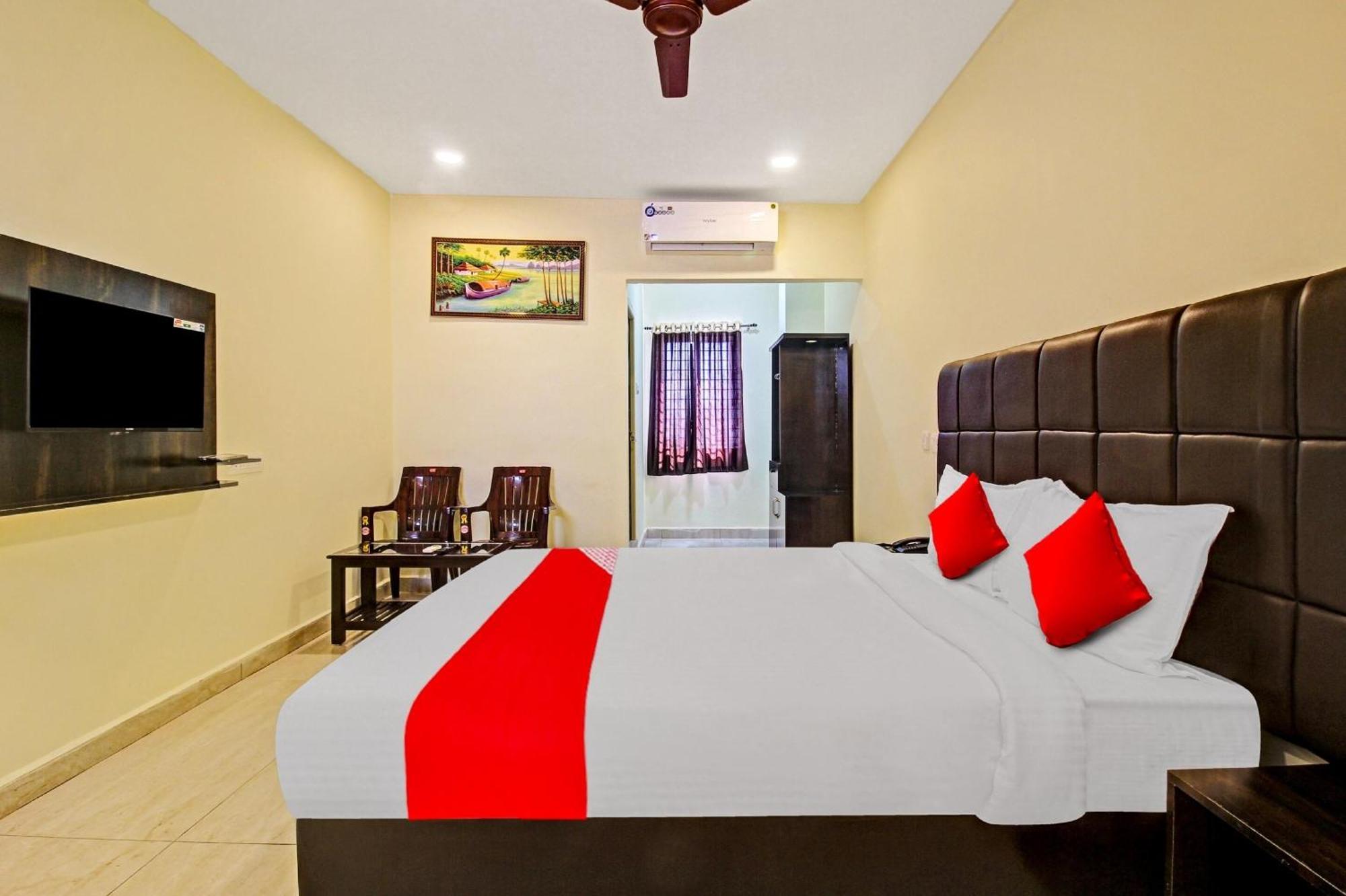 Super Hotel O Lakshmi Royal Inn Warangal Ngoại thất bức ảnh