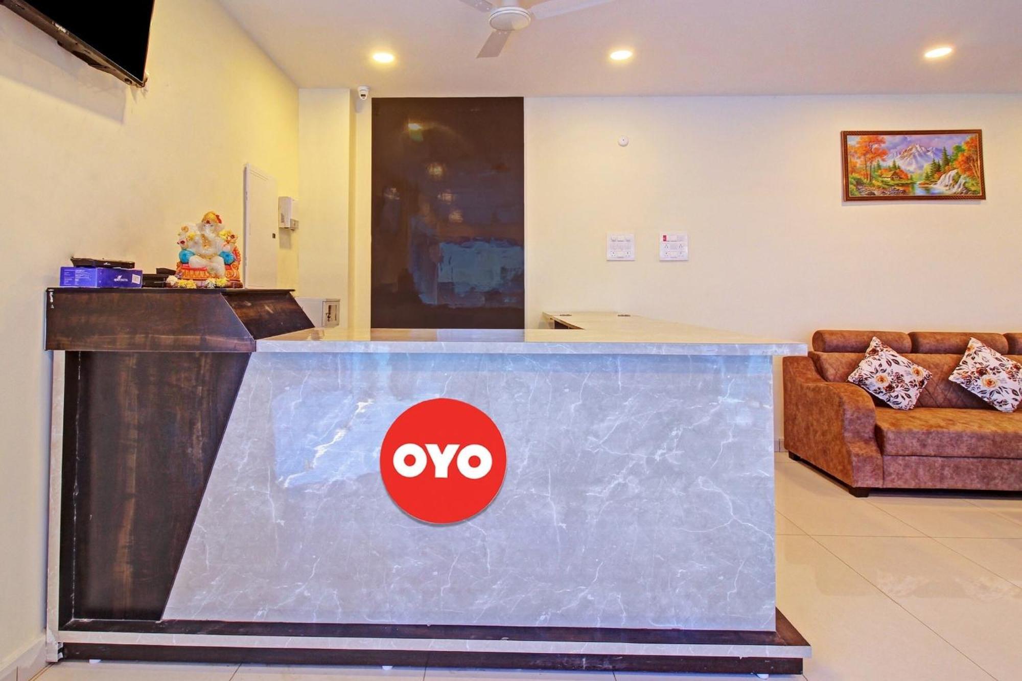 Super Hotel O Lakshmi Royal Inn Warangal Ngoại thất bức ảnh