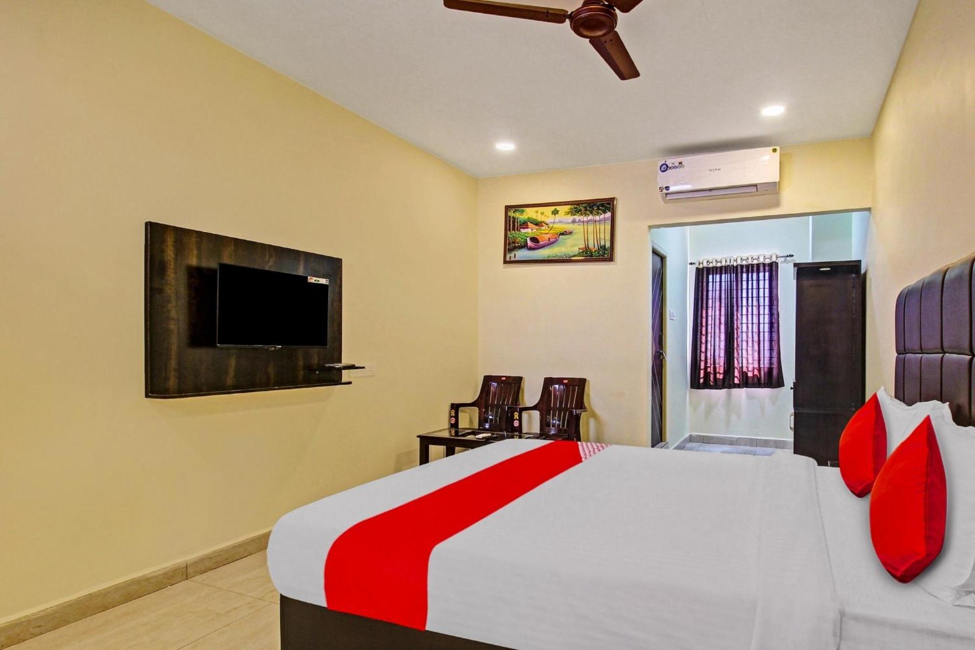 Super Hotel O Lakshmi Royal Inn Warangal Ngoại thất bức ảnh